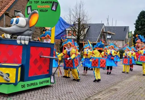 Rock-solid wireless audio for a moving carnival parade